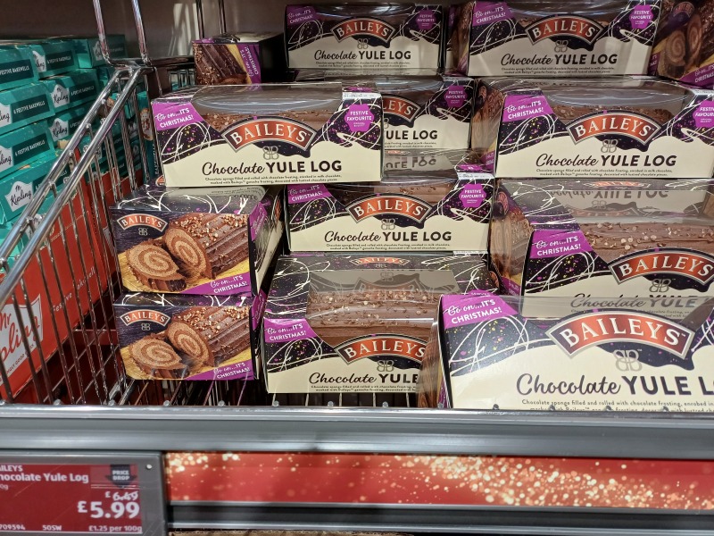 Best Yule Log in supermarkets