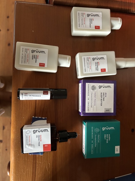 General “Waifs and Strays” Beauty Advent Calendar opening thread 2024