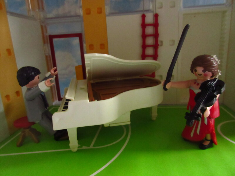 It's advent for the Playmobil people in our house...