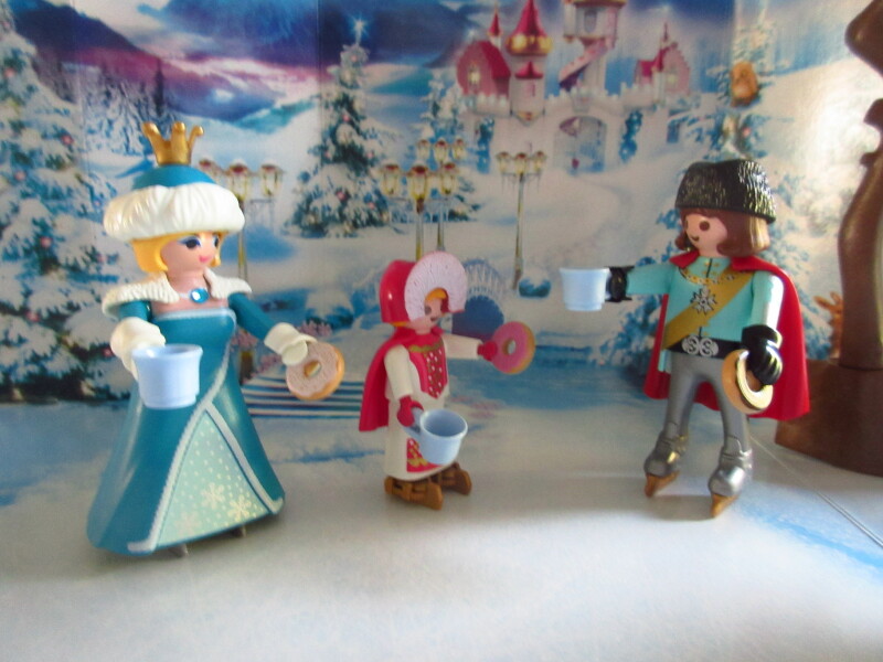 It's advent for the Playmobil people in our house...