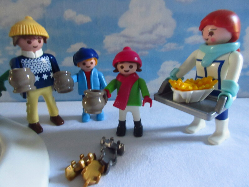 It's advent for the Playmobil people in our house...