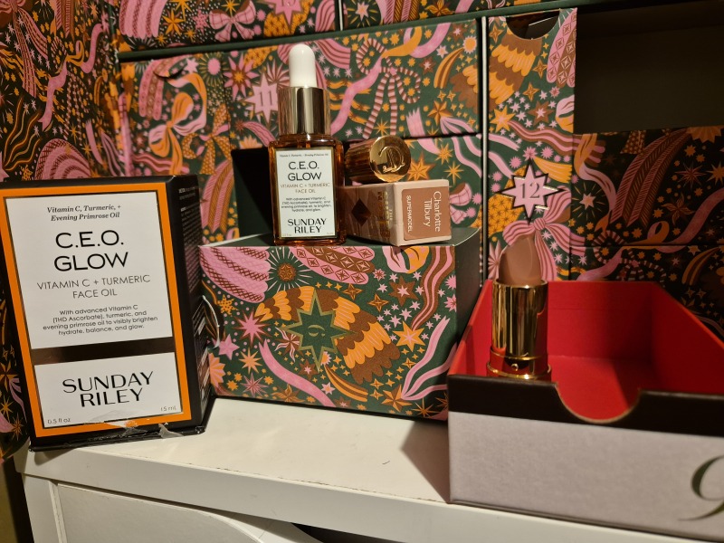 General “Waifs and Strays” Beauty Advent Calendar opening thread 2024