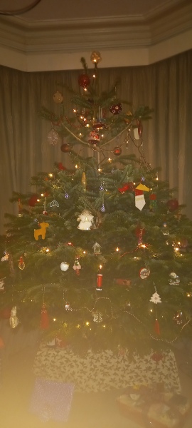 Come and tell us your dull and unexciting news 32: Calmly through the day