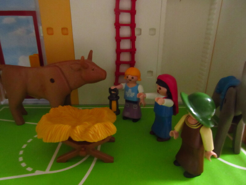 It's advent for the Playmobil people in our house...