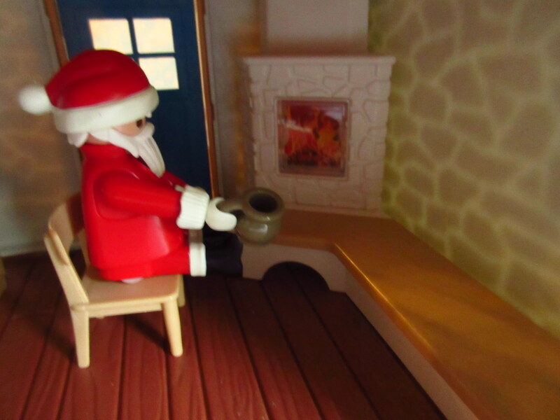 It's advent for the Playmobil people in our house...