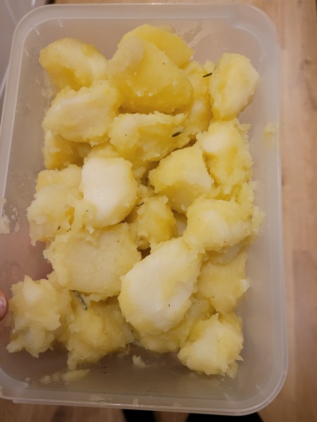 Please help! Useless cook