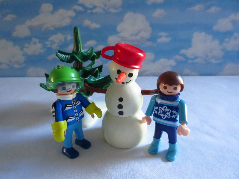 It's advent for the Playmobil people in our house...