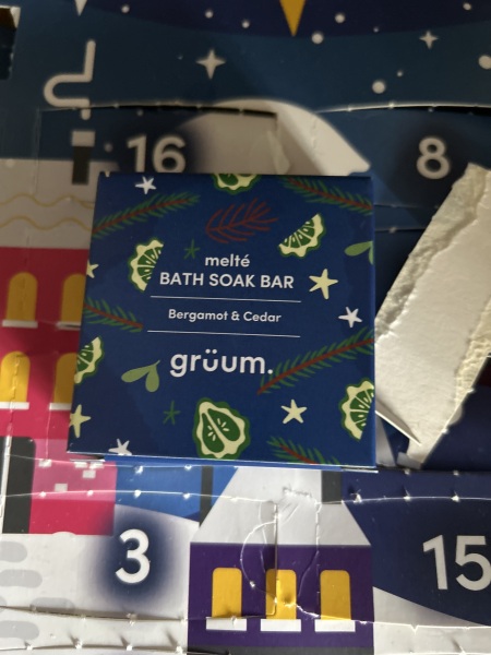 General “Waifs and Strays” Beauty Advent Calendar opening thread 2024 - Part 2.