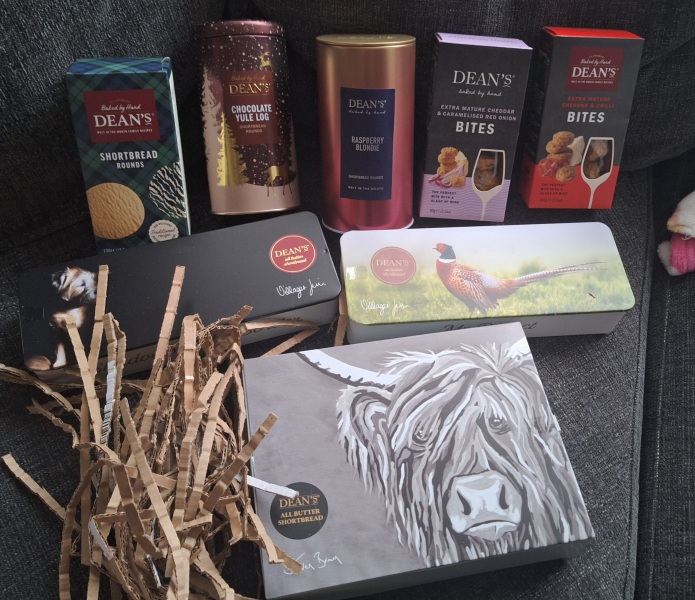 Thread 15 - the one where IT'S DECEMBER!