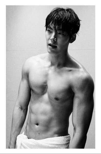 MsLatté’s Daebak Cybercafé (Kdrama addicts #48: Time for all the seasonal goodies, advent surprises and the weighing of the year’s dramas for the vote-off. Lazy holding title because I dropped the ball 😄