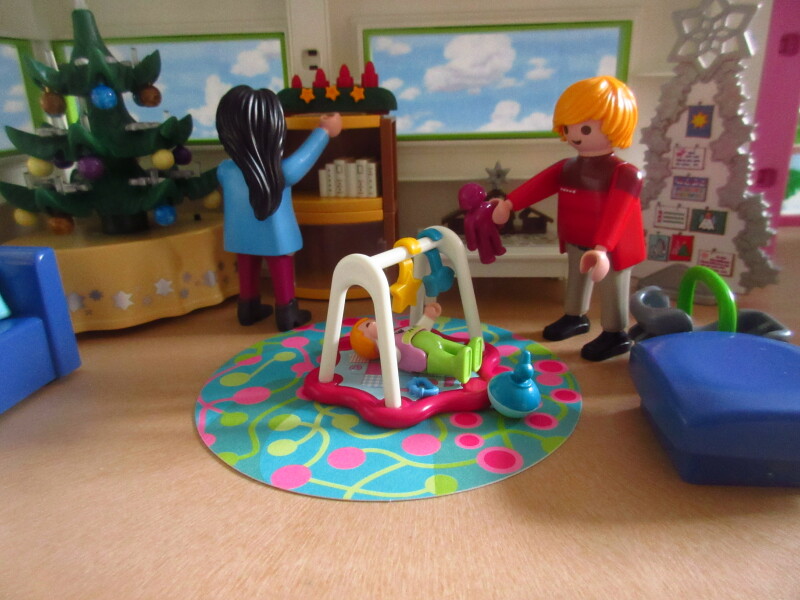 It's advent for the Playmobil people in our house...