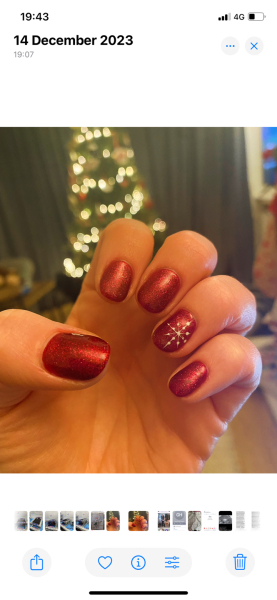Christmas nails