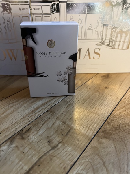 General “Waifs and Strays” Beauty Advent Calendar opening thread 2024