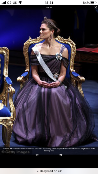 Royal Style: Welcome to the Court of the Dragon Queen!