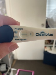 Potentially pregnant -help ! Line eyes
