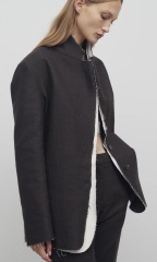 Help what shoes with this dress?