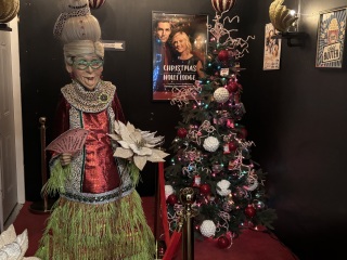 Come and tell us your dull and unexciting news 32: Calmly through the day