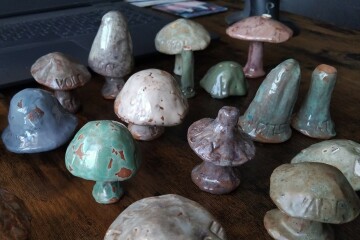 Bluestocking: the one where Boiled gets to the bar first!