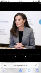 Royal Style: Welcome to the Court of the Dragon Queen!