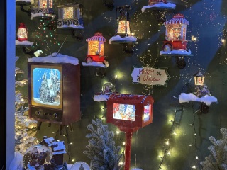 Come and tell us your dull and unexciting news 32: Calmly through the day