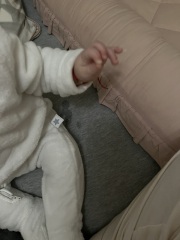 Baby fingers unusual movement