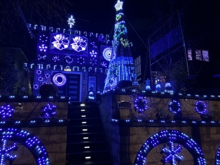 Come and tell us your dull and unexciting news 32: Calmly through the day