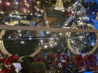 Come and tell us your dull and unexciting news 32: Calmly through the day