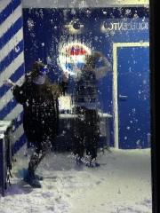 Come and tell us your dull and unexciting news 32: Calmly through the day