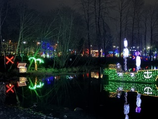 Come and tell us your dull and unexciting news 32: Calmly through the day