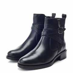Choose my ankle boots!
