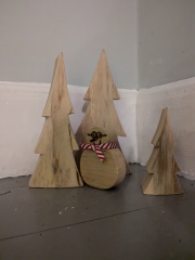 How do you decorate for Xmas??