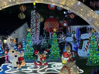 Come and tell us your dull and unexciting news 32: Calmly through the day