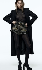 Help what shoes with this dress?