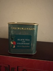 General “Waifs and Strays” Beauty Advent Calendar opening thread 2024