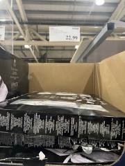 Bloody Christmas Crackers