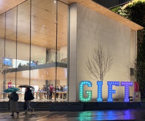 Come and tell us your dull and unexciting news 32: Calmly through the day