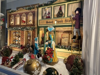 Come and tell us your dull and unexciting news 32: Calmly through the day