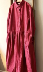 Help what shoes with this dress?