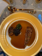 Royal Style: Welcome to the Court of the Dragon Queen!