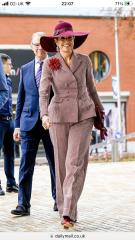 Royal Style: Welcome to the Court of the Dragon Queen!