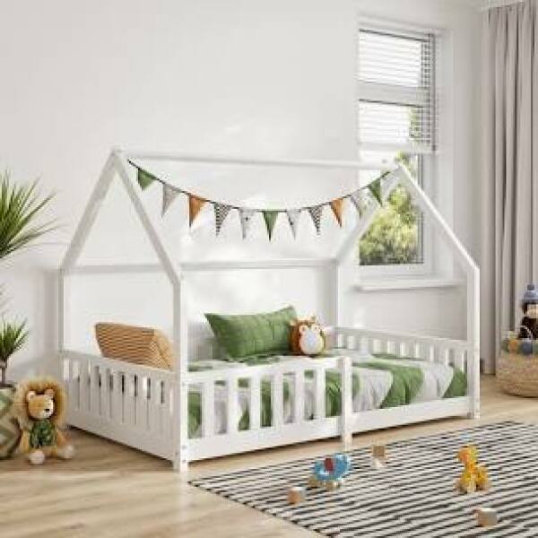 Montessori house style floorbed - upper age limit?