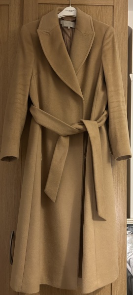 Help identifying gorgeous full-length camel coat pls