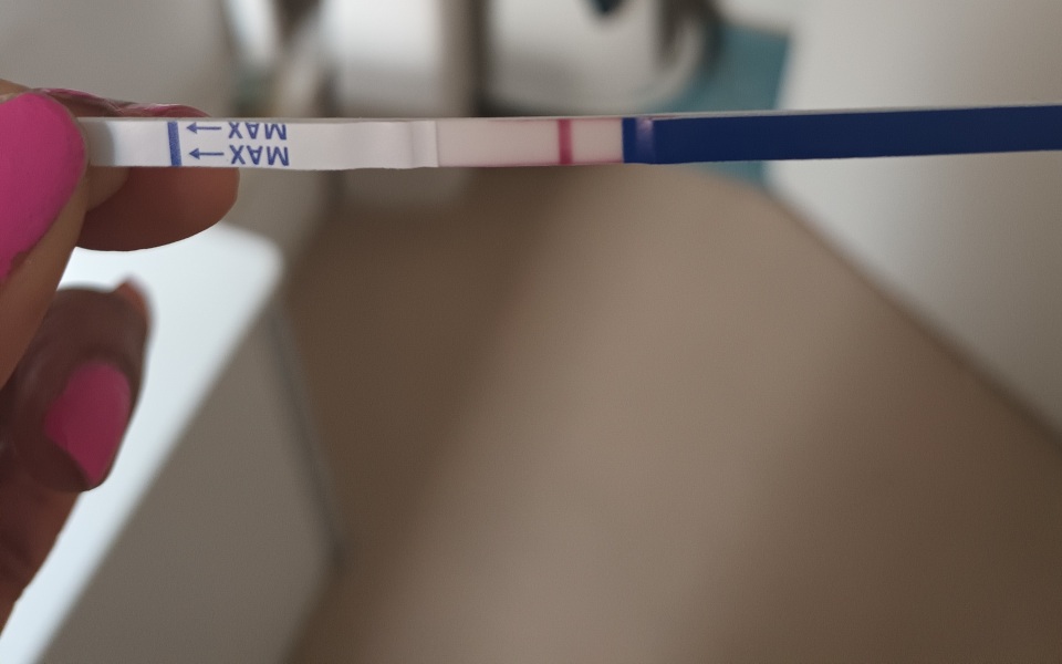 Faint positve or indent