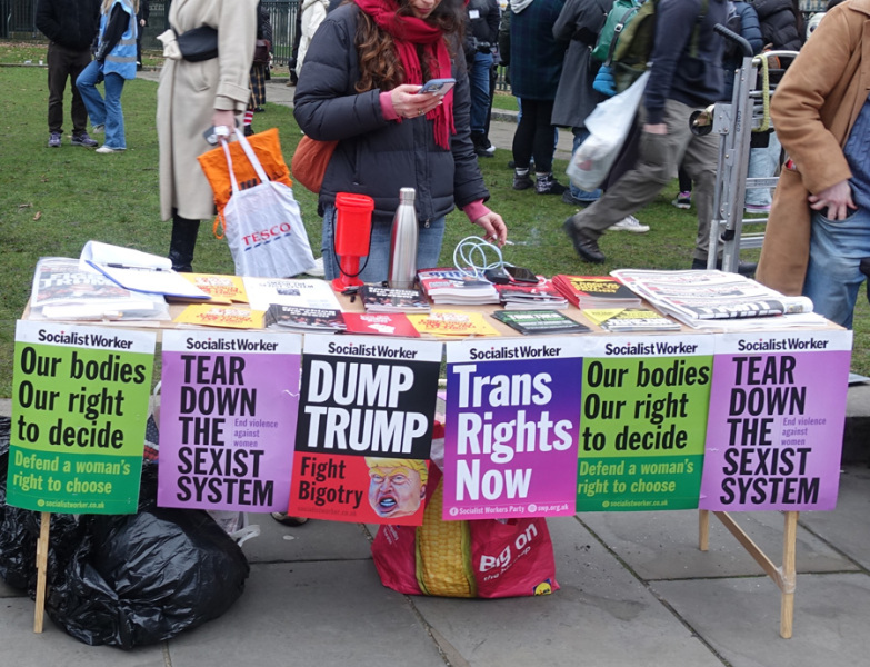 Thread 2 the one where a convicted criminal kicks off and throws all his toys  out of the pram