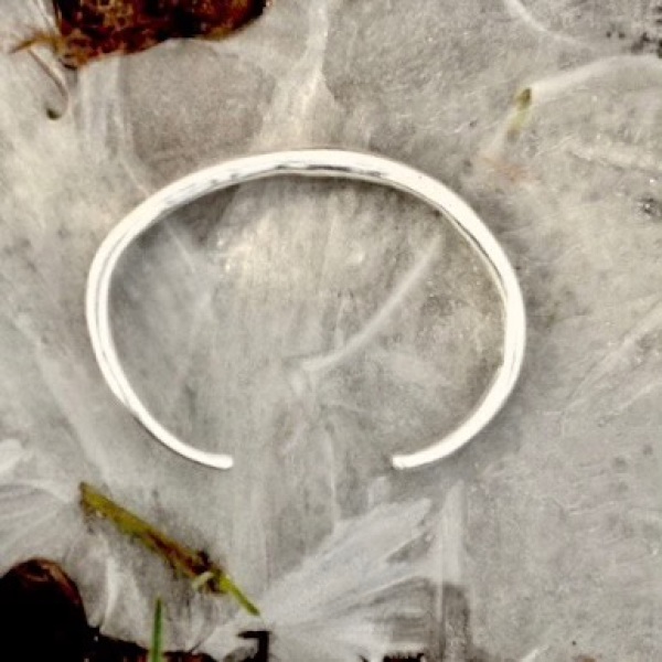 Please help me find a beautiful bracelet for my 50th birthday