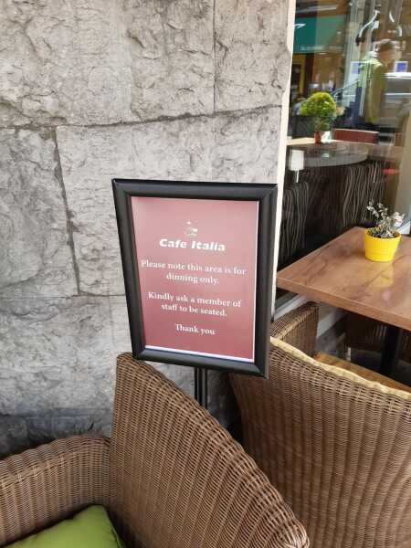 In the vein of "Chester draws"