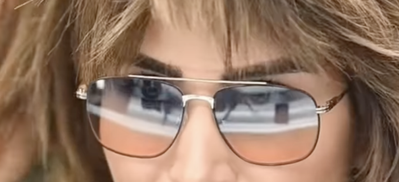 What glasses are these?