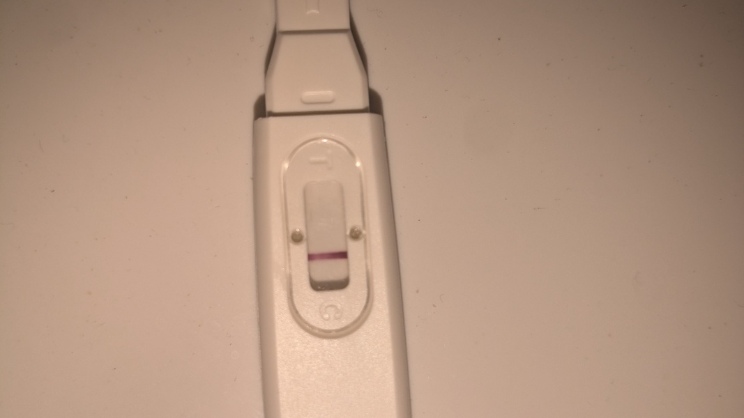 Line eyes pretty pls...