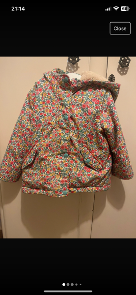 Can anyone help me find a duvet cover with a design like this?