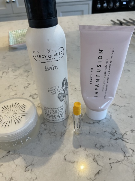 Tempted by beauty treats? Addicted to buying beauty products? Is your collection bursting with favourites? Join fellow beauty lovers in this supportive group!